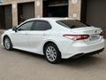 Toyota Camry 2021 годаүшін13 200 000 тг. в Астана – фото 5