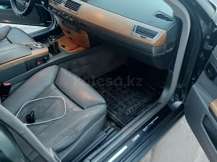 BMW 730 2005 года за 4 000 000 тг. в Алматы – фото 9