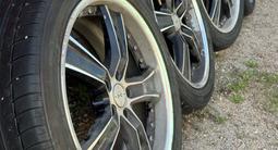 Диски R20 с летней резиной за 350 000 тг. в Алматы – фото 5
