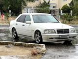 Mercedes-Benz C 280 1995 годаүшін4 200 000 тг. в Актау – фото 2