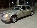 Mercedes-Benz E 200 1989 года за 600 000 тг. в Байтерек