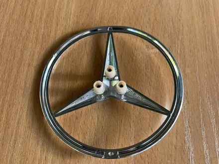 Эмблема Mercedes W 212 за 10 000 тг. в Алматы – фото 2
