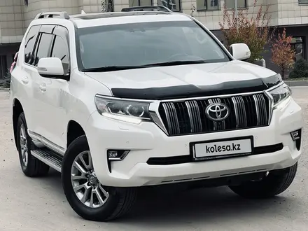 Toyota Land Cruiser Prado 2018 года за 27 250 000 тг. в Алматы – фото 14