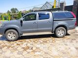 Toyota Hilux 2015 года за 14 150 000 тг. в Алматы – фото 2