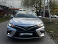 Toyota Camry 2020 года за 13 300 000 тг. в Алматы – фото 14