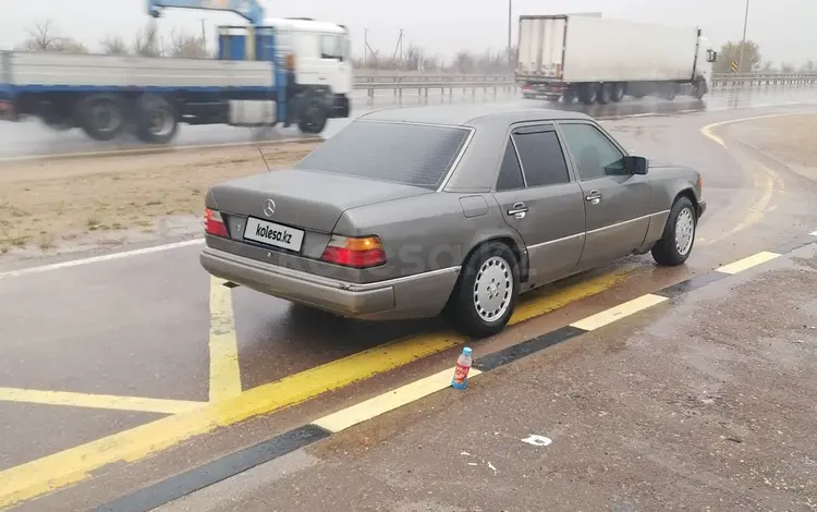 Mercedes-Benz E 230 1992 годаүшін1 250 000 тг. в Алматы