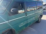 Volkswagen Caravelle 1996 года за 2 000 000 тг. в Караганда – фото 5