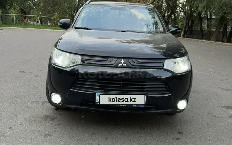 Mitsubishi Outlander 2012 годаүшін6 700 000 тг. в Алматы