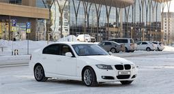 BMW 325 2009 года за 7 700 000 тг. в Астана – фото 2