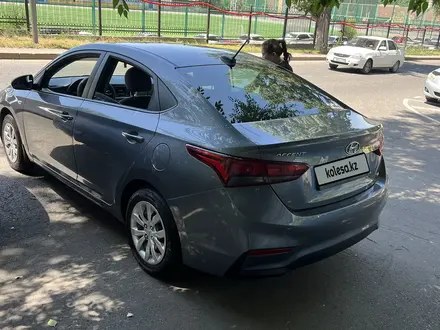 Hyundai Accent 2019 года за 6 600 000 тг. в Алматы – фото 26