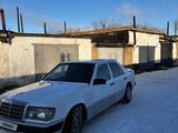 Mercedes-Benz E 200 1992 годаfor1 380 000 тг. в Караганда