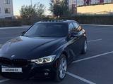BMW 330 2018 года за 10 500 000 тг. в Астана – фото 2