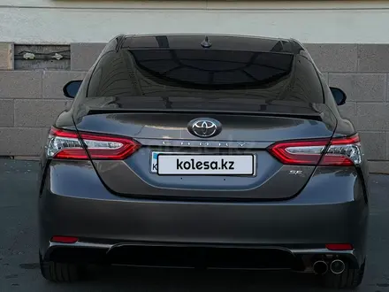 Toyota Camry 2020 года за 11 500 000 тг. в Алматы – фото 4
