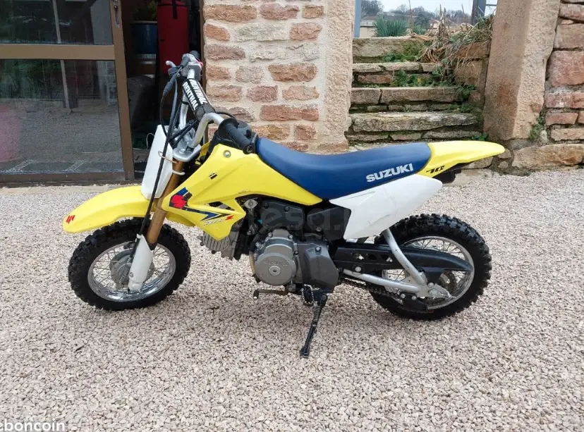 Продажа мотоциклов Suzuki 2009 года в Актау — объявление №165104981 ...