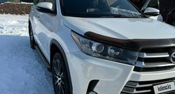 Toyota Highlander 2017 года за 19 500 000 тг. в Алматы – фото 3