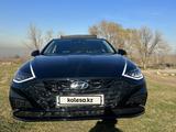 Hyundai Sonata 2021 годаүшін11 800 000 тг. в Алматы – фото 4