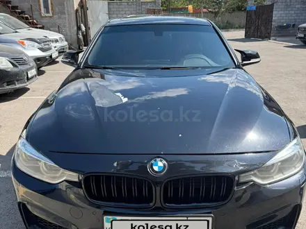 BMW Gran Turismo 2016 года за 12 000 000 тг. в Караганда – фото 12