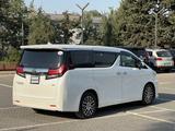 Toyota Alphard 2017 года за 24 000 000 тг. в Алматы – фото 5