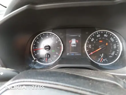 Toyota RAV4 2021 года за 21 000 000 тг. в Актобе – фото 2