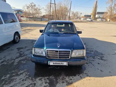 Mercedes-Benz E 220 1994 года за 1 000 000 тг. в Алматы – фото 10