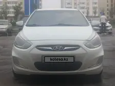 Hyundai Accent, 2013