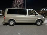 Volkswagen Multivan 2007 годаүшін9 500 000 тг. в Алматы