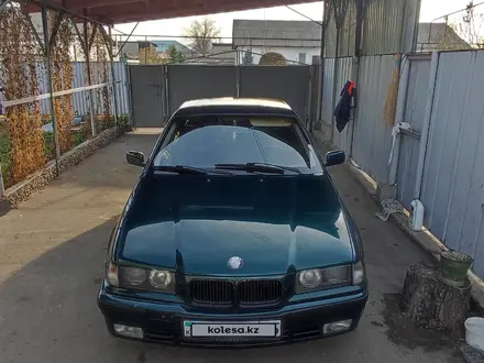 BMW 320 1995 года за 2 700 000 тг. в Алматы – фото 4