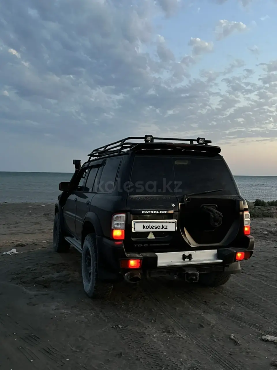 Nissan Patrol, 2000
