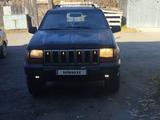 Jeep Grand Cherokee 1994 годаfor2 500 000 тг. в Щучинск