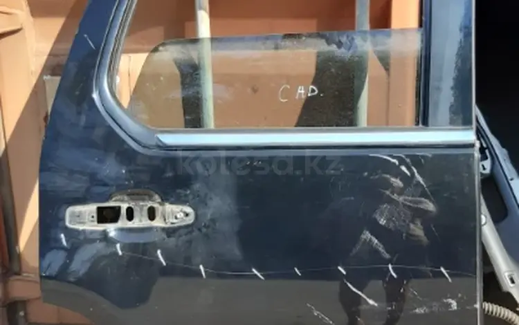 Дверь задняя правая на Cadillac Escalade 2009г за 65 000 тг. в Алматы