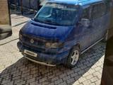 Volkswagen Multivan 2000 года за 10 000 000 тг. в Караганда – фото 2
