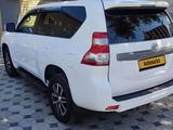 Toyota Land Cruiser Prado 2015 года за 17 800 000 тг. в Атырау – фото 2