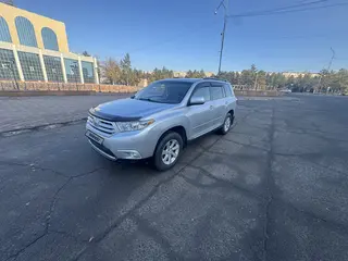 Toyota Highlander, 2011