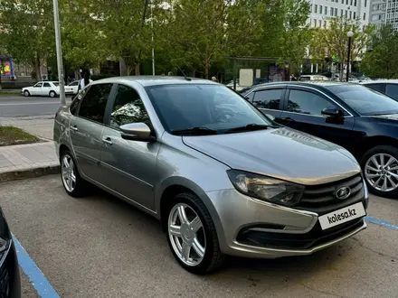 ВАЗ (Lada) Granta 2190 2020 года за 4 500 000 тг. в Астана – фото 3