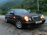 Mercedes-Benz E 230 1996 года за 1 500 000 тг. в Алматы