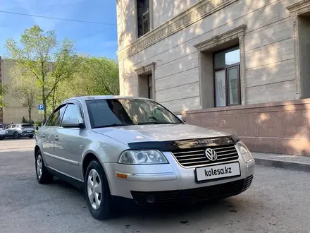 Volkswagen Passat 2004 года за 2 700 000 тг. в Астана