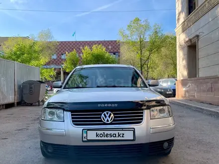 Volkswagen Passat 2004 года за 2 700 000 тг. в Астана – фото 3