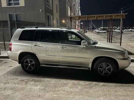 Toyota Highlander 2003 года за 6 000 000 тг. в Астана – фото 5