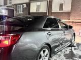 Toyota Camry 2013 года за 6 500 000 тг. в Актобе – фото 4