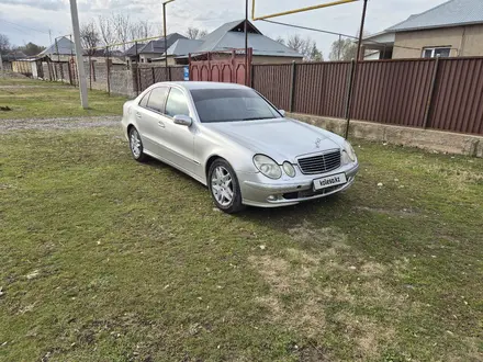 Mercedes-Benz E 270 2002 года за 3 500 000 тг. в Шымкент – фото 3