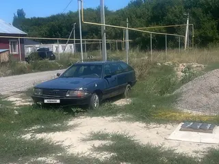 Audi 100