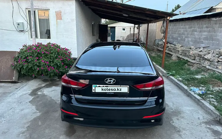 Hyundai Elantra 2017 годаүшін7 200 000 тг. в Алматы