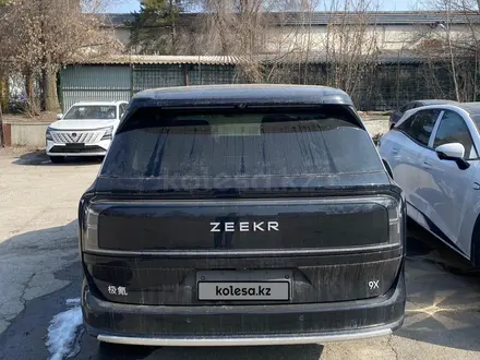 Zeekr 9X 2025 года за 53 400 000 тг. в Алматы – фото 3