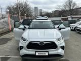 Toyota Highlander 2024 года за 22 000 000 тг. в Алматы – фото 4