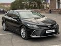 Toyota Camry 2023 года за 16 300 000 тг. в Караганда – фото 2
