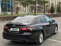 Toyota Camry 2023 года за 16 300 000 тг. в Караганда – фото 4