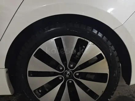 Kia K5 2012 года за 7 000 000 тг. в Астана – фото 4