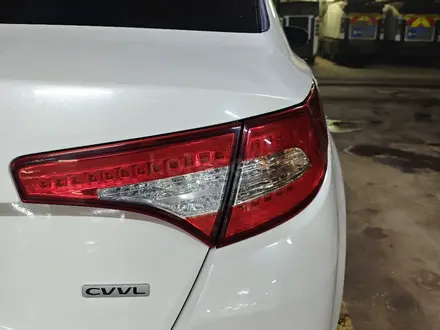 Kia K5 2012 года за 7 000 000 тг. в Астана – фото 8