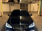 Mercedes-Benz S 63 AMG 2009 годаfor15 300 000 тг. в Алматы