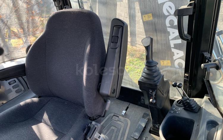 Mecalac TLB870 2023 г.